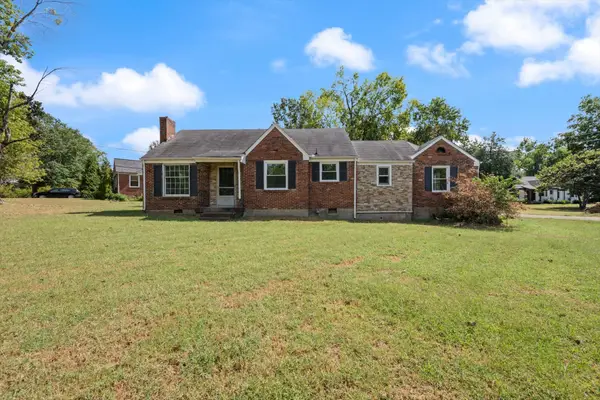 215 Dellrose Dr, Nashville, TN 37214
