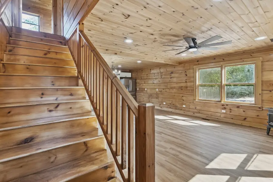 1941 Upper Station Camp Crk Rd, Cottontown, TN 37048 - #2