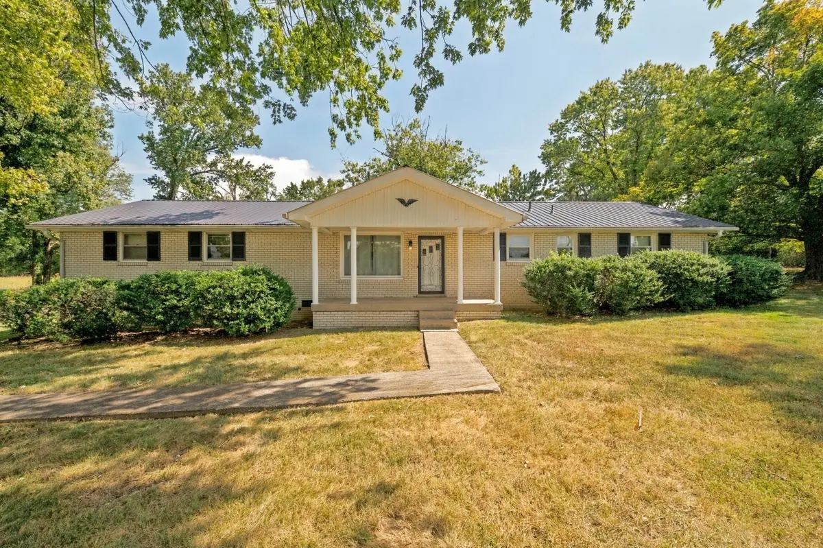1807 Nelson Rd, Greenbrier, TN 37073 - #1