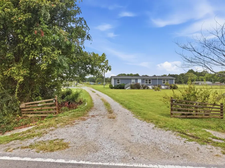 2249 Cummins Mill Rd, Cookeville, TN 38501 - #2