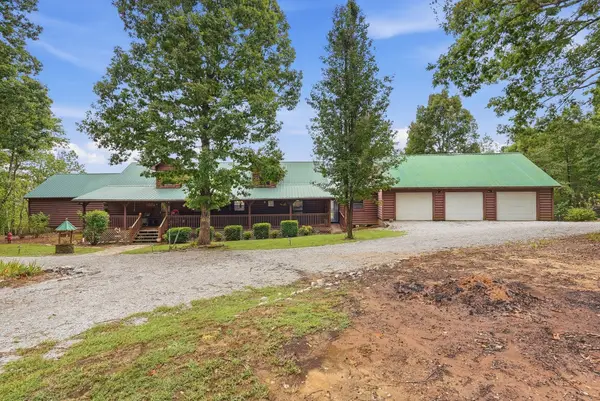 395 Hilltop Ln, Wilder, TN 38589