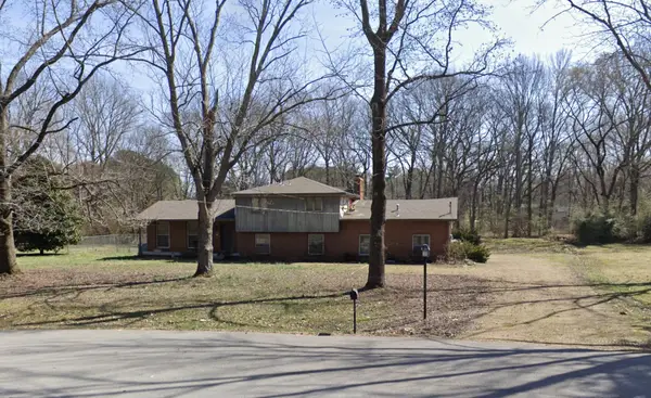 1202 Warner Ct, Brentwood, TN 37027