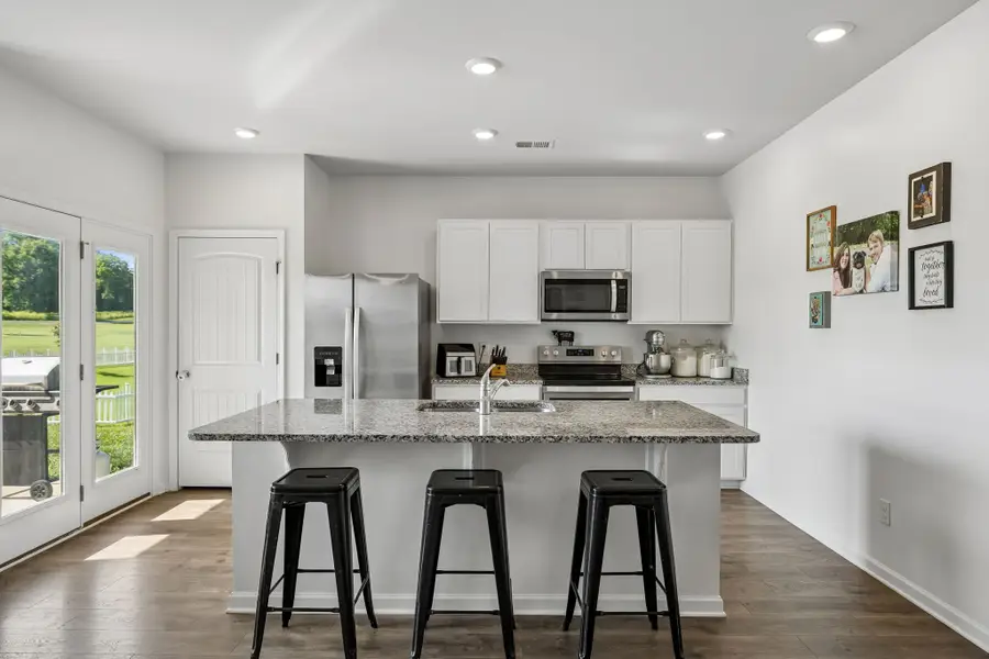 432 Lauren Ln, Chapel Hill, TN 37034 - #3