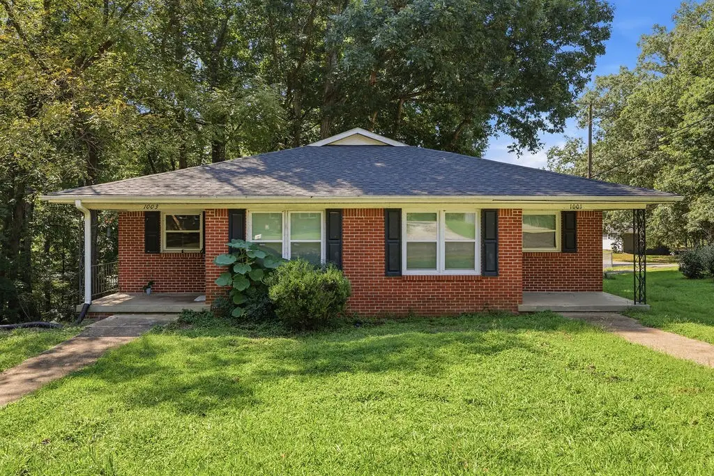 1001 Cowan St, Paris, TN 38242 - #1