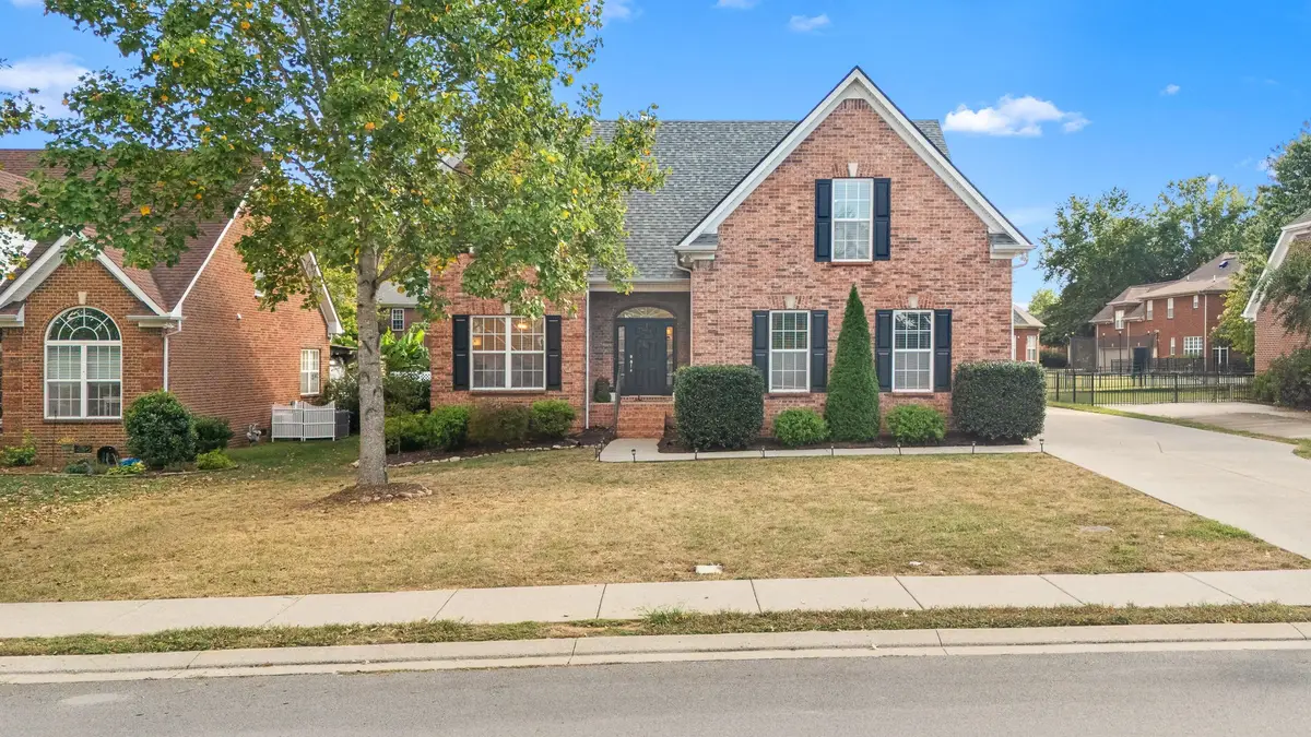 5427 Saint Ives Dr, Murfreesboro, TN 37128 - #1