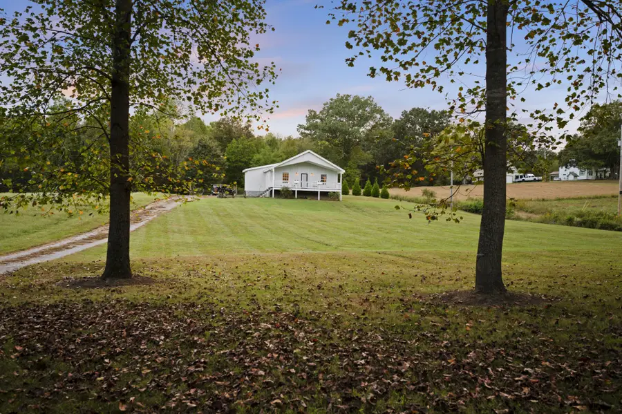 496 Grices Creek Rd, Cumberland City, TN 37050 - #3