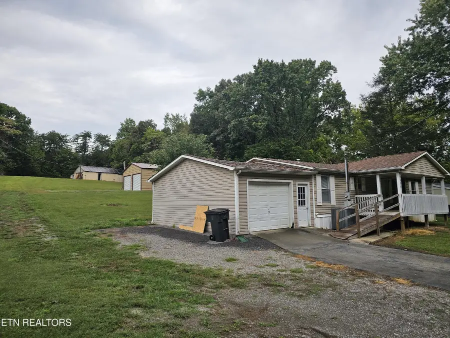 2694 White Oak Grove Rd, Morristown, TN 37813 - #2