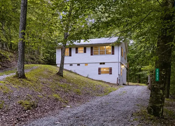 1377 Four Seasons Rd, Smithville, TN 37166