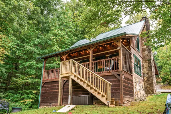 4093 Hickory Hollow Way, Sevierville, TN 37862