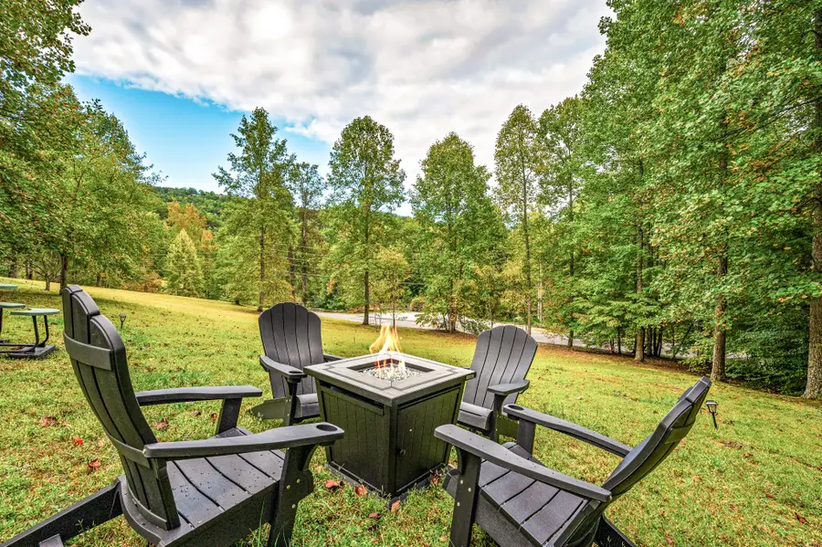4093 Hickory Hollow Way, Sevierville, TN 37862 - #2