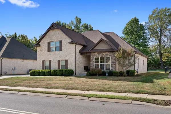 108 Montelena Dr, White House, TN 37188