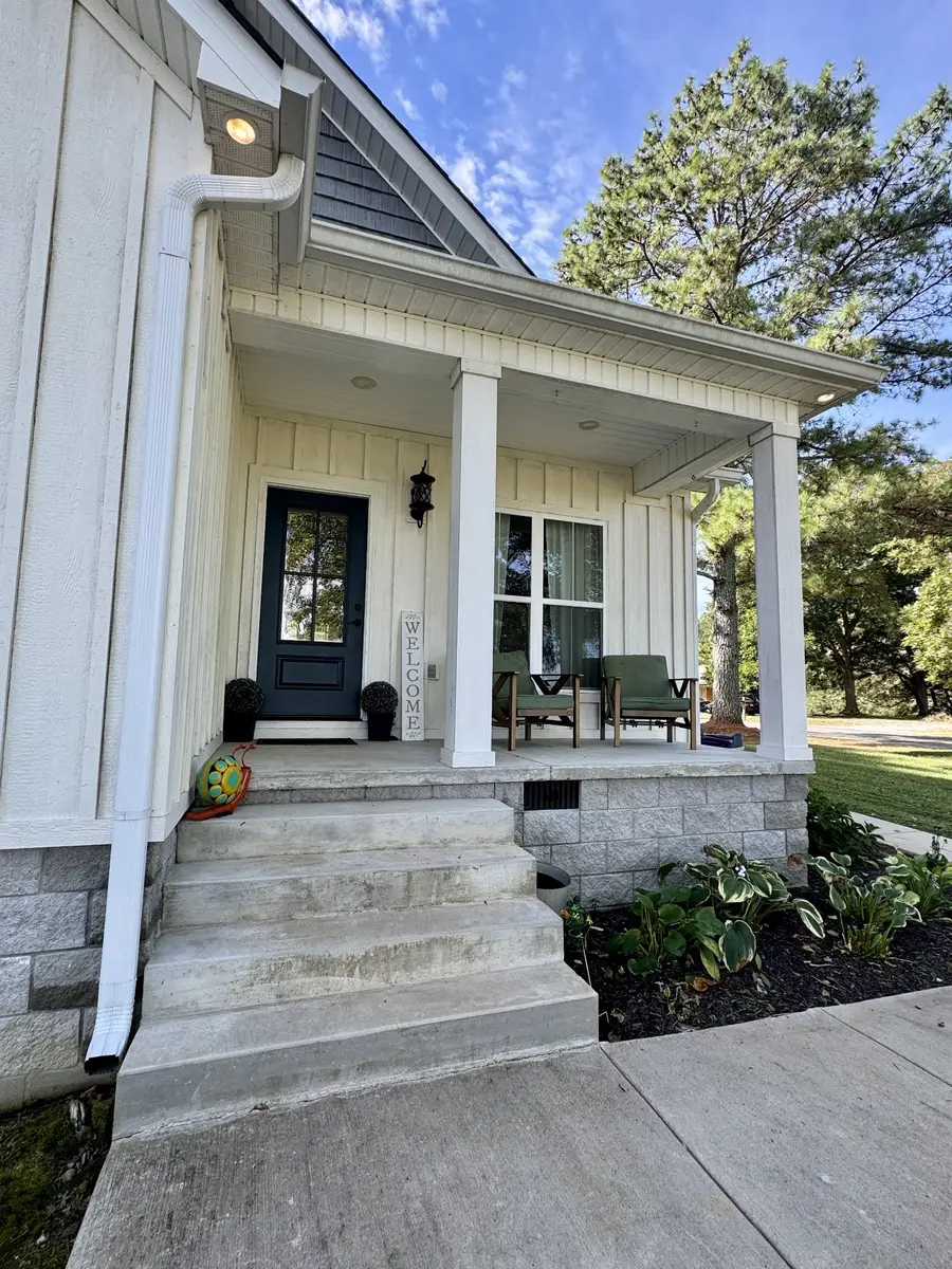 400 Carrie Ln, Loretto, TN 38469 - #2