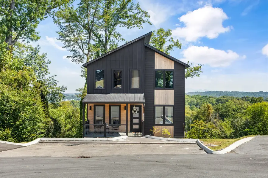 527 New Venture Way, Sevierville, TN 37876 - #3