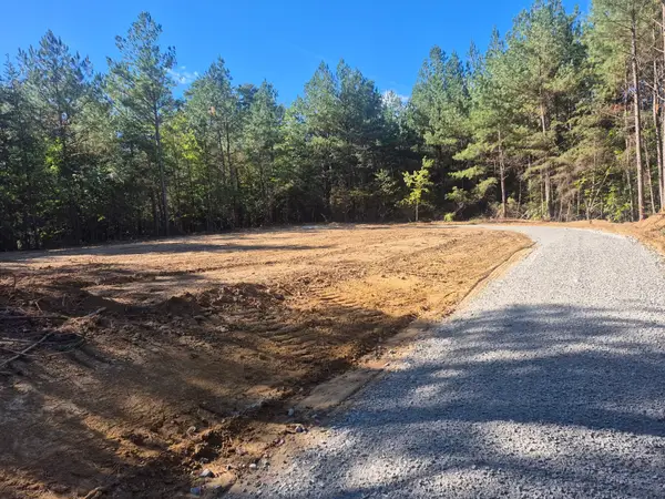 0 Whispering Pines Ln, Crossville, TN 38572