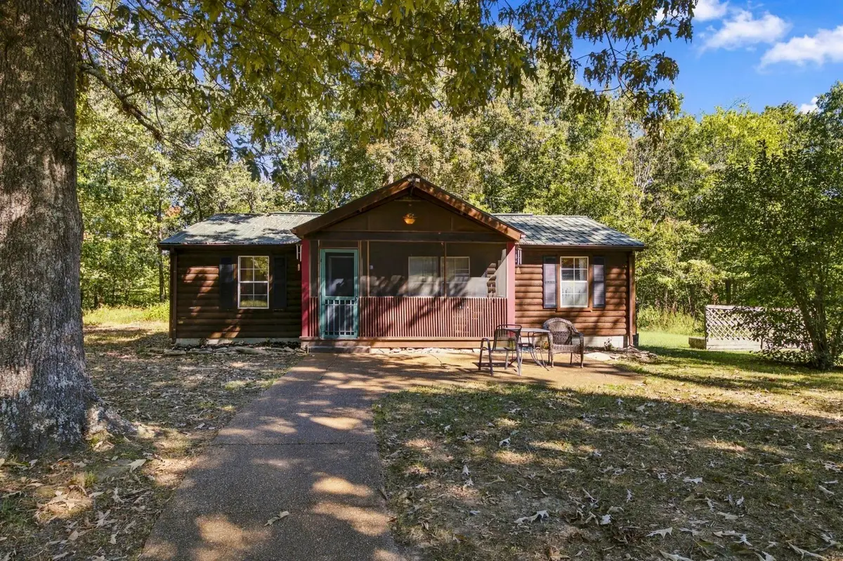 746 Nubia Rd, Westmoreland, TN 37186 - #1