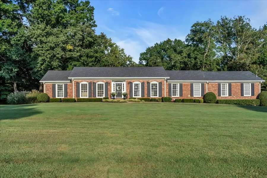 303 Ellington Dr, Franklin, TN 37064 - #2