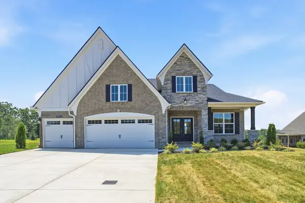 7914 Pine Street, Fairview, TN 37062