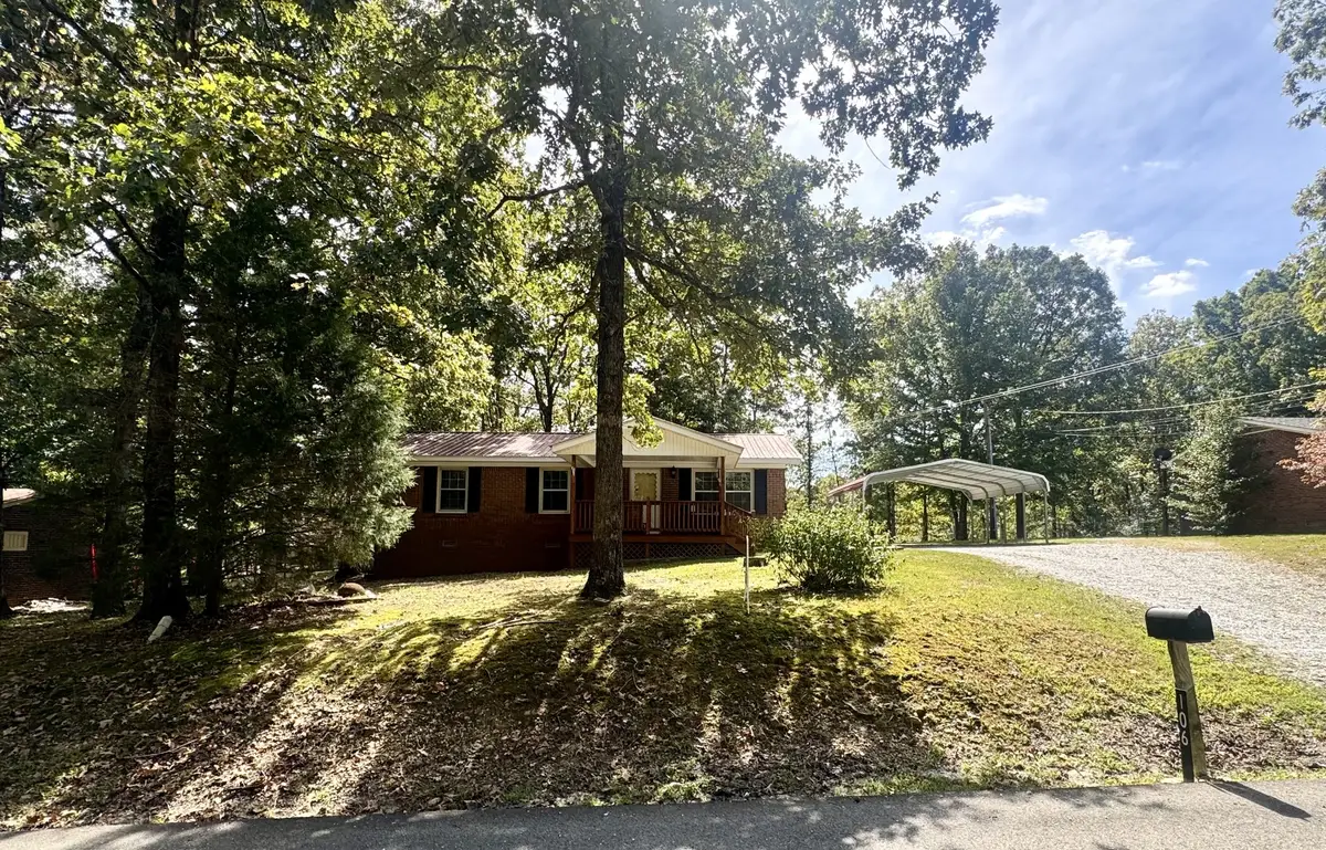 106 Oak Hill Dr, Waverly, TN 37185 - #1