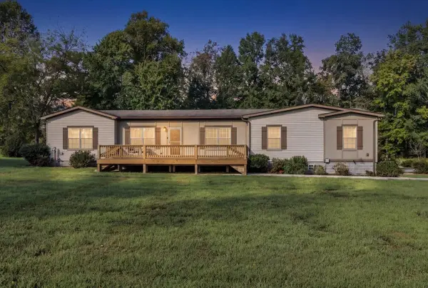 311 Cyril Wiser Rd, Manchester, TN 37355