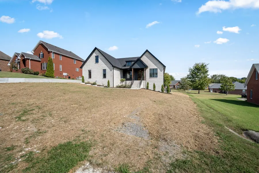 135 Pin Oak Dr, Woodbury, TN 37190 - #2