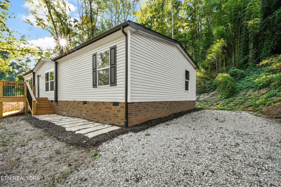 1153 Army St, Knoxville, TN 37920 - #2