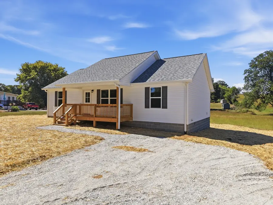 593 Doyle St, Doyle, TN 38559 - #3