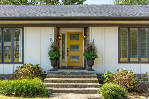 1610 Starboard Drive, Hixson, TN 37343