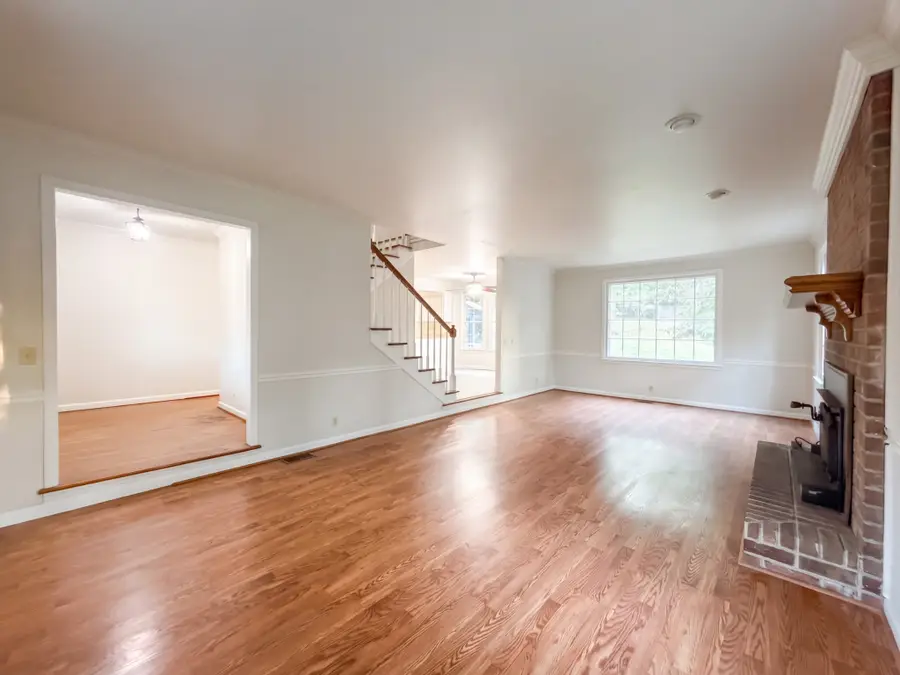 1104 Lakewood Dr, Gallatin, TN 37066 - #3