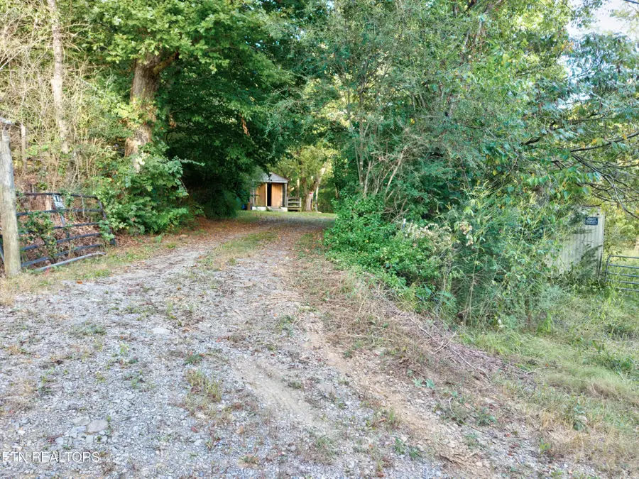 4003 Hatcher Hollow Rd, Walland, TN 37886 - #2