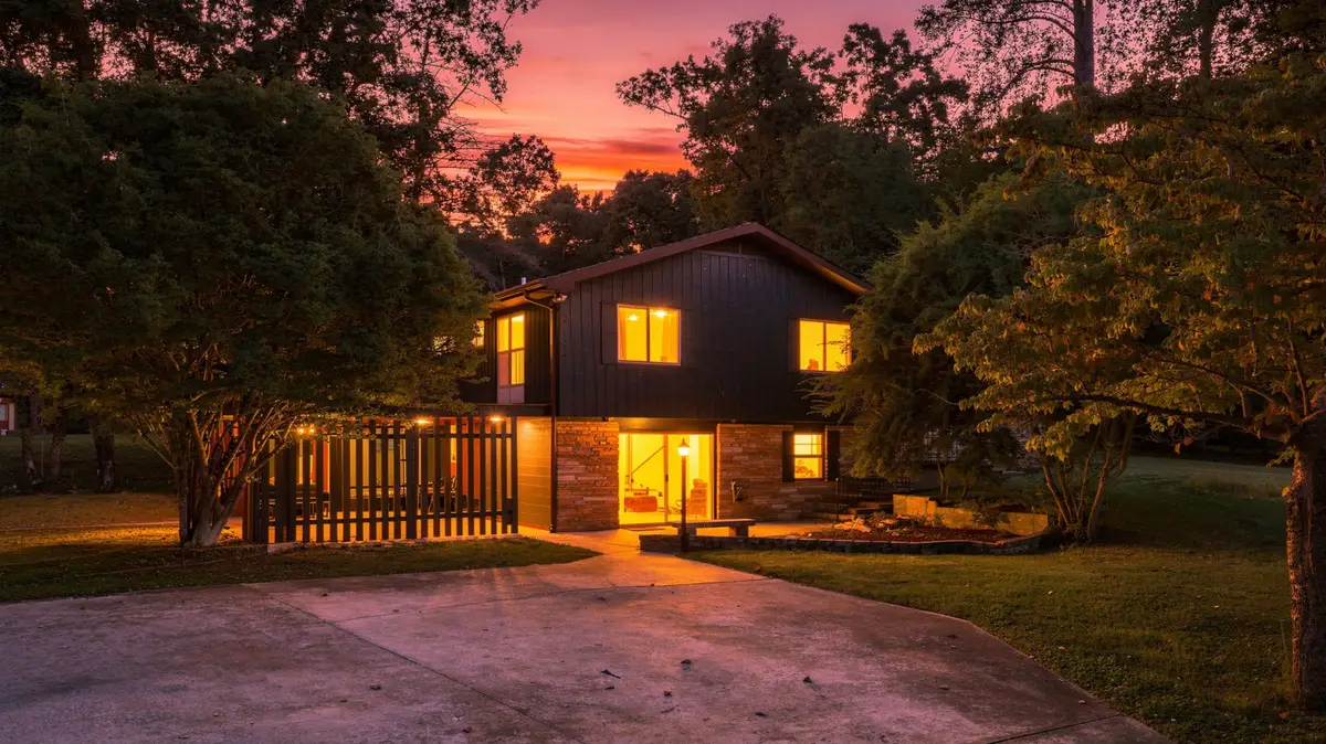 2470 Eastbrook Rd, Estill Springs, TN 37330 - #1