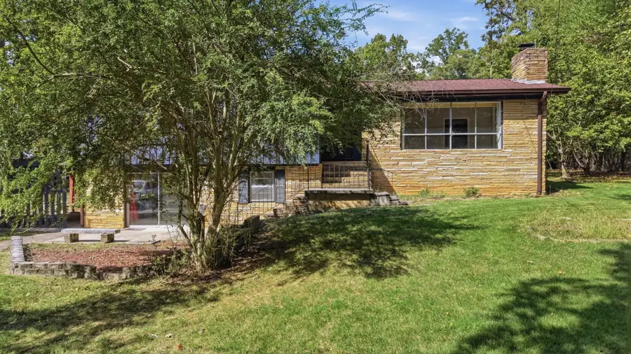 2470 Eastbrook Rd, Estill Springs, TN 37330 - #2