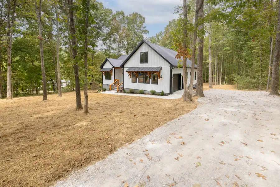 659 Switzerland Rd, Hohenwald, TN 38462 - #2