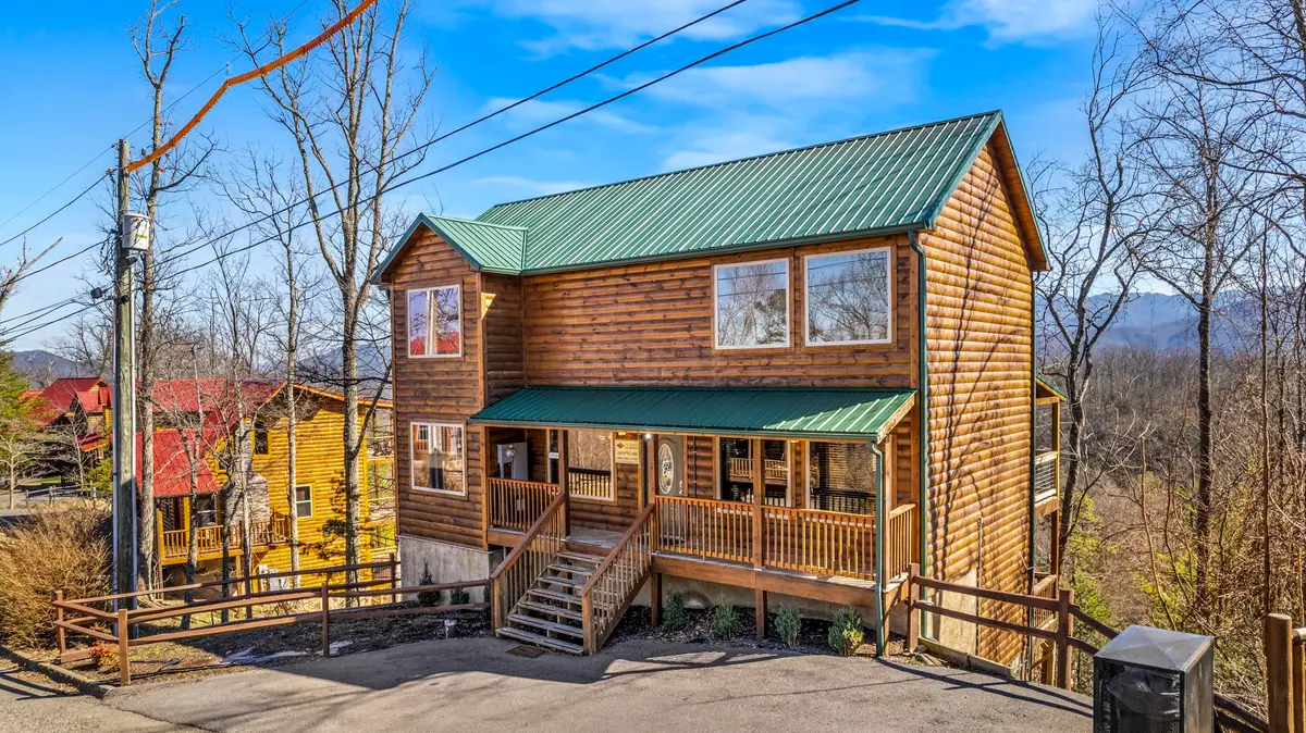 2136 E View Dr, Sevierville, TN 37876 - #1
