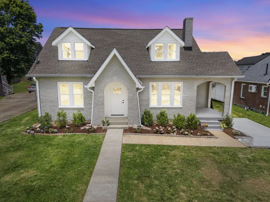 911 Fairwin Ave, Nashville, TN 37216 - #3