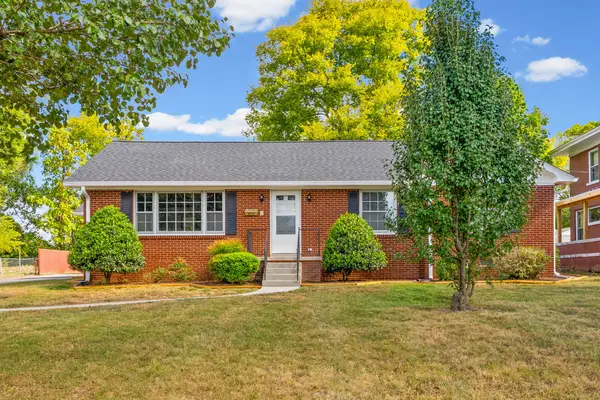 800 E 7th St, Hopkinsville, KY 42240