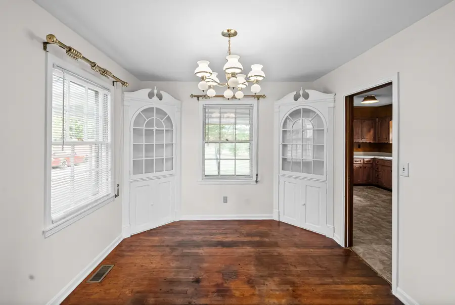 800 E 7th St, Hopkinsville, KY 42240 - #3