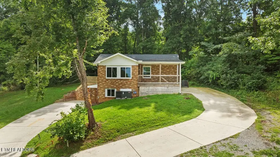 616618 Kinzel Ave, Maryville, TN 37804 - #3