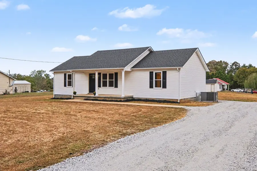 1064 Frank Martin Rd, Shelbyville, TN 37160 - #3
