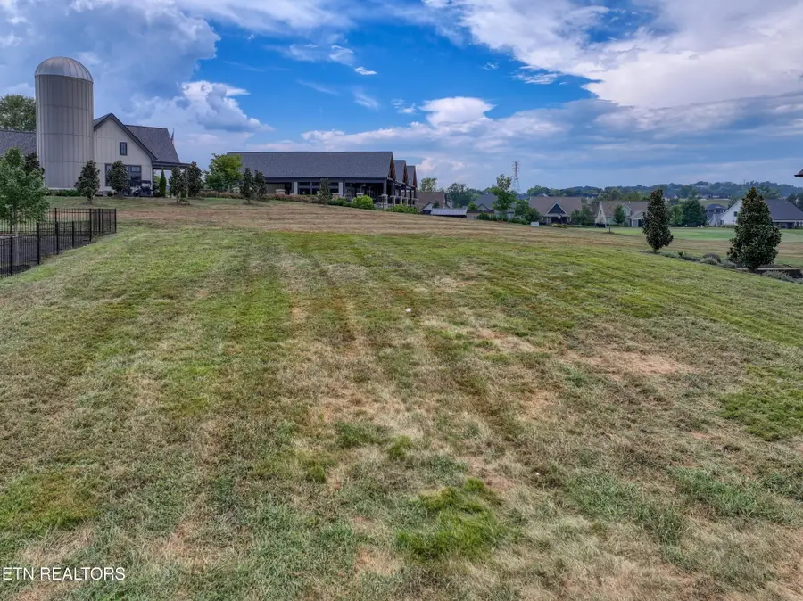397 Old Barn Lane, Loudon, TN 37774 - #2