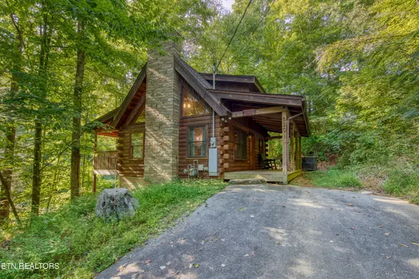 520 Ogle Drive, Pigeon Forge, TN 37863