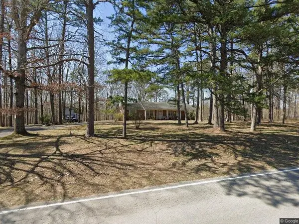 118 Indian Creek Rd, Hohenwald, TN 38462