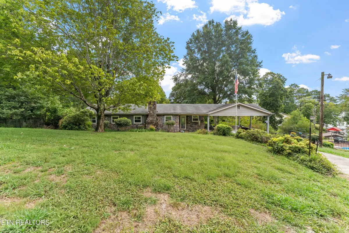 1629 Piney Point Rd, Spring City, TN 37381 - #1