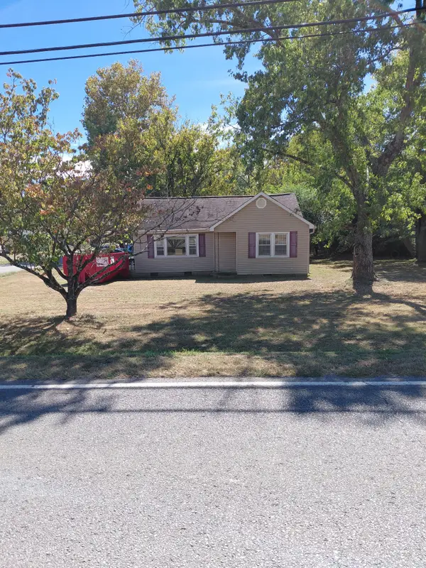 102 Murfreesboro St, Murfreesboro, TN 37127