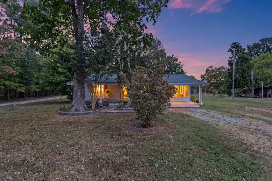 135 Mullins Chapel Rd, Shelbyville, TN 37160 - #2