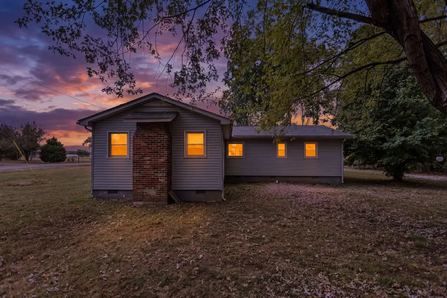 135 Mullins Chapel Rd, Shelbyville, TN 37160 - #3