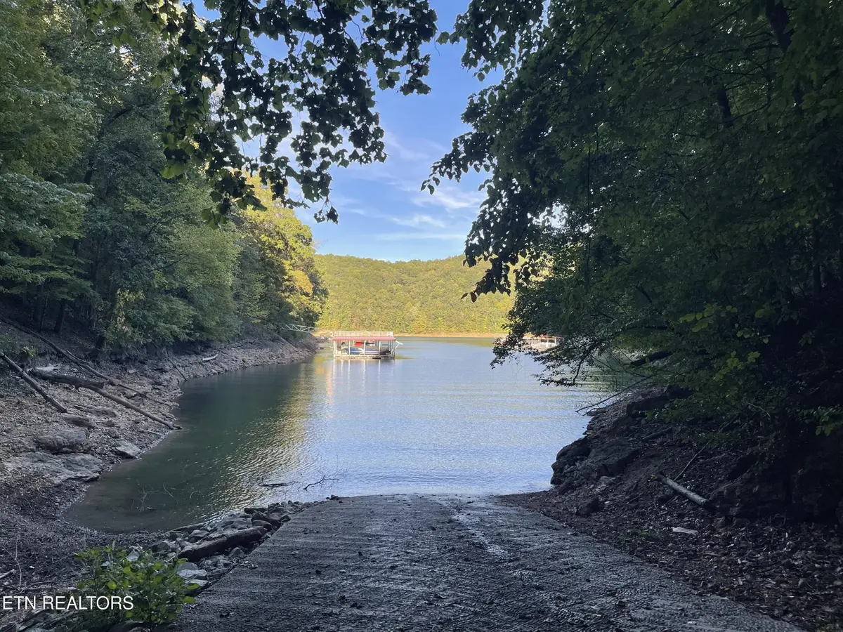 63 Cove Norris Rd, Caryville, TN 37714 - #1