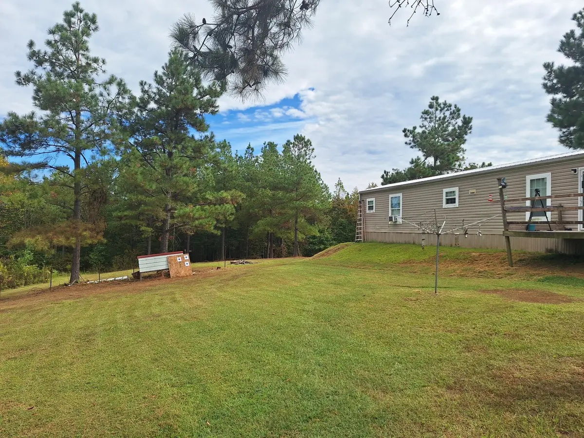 628 Mink Branch Acres Dr, Waynesboro, TN 38485 - #1