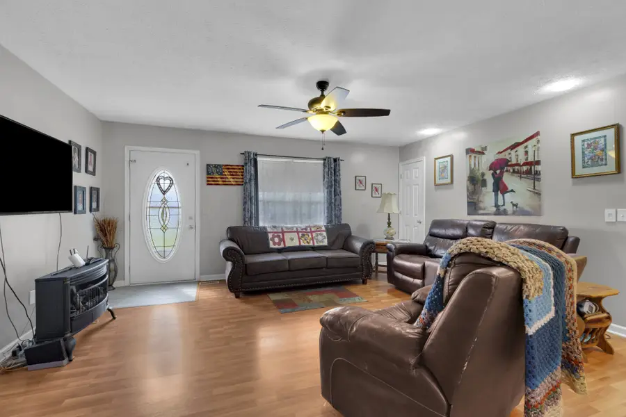 107 Cayenne Rd, Bell Buckle, TN 37020 - #3
