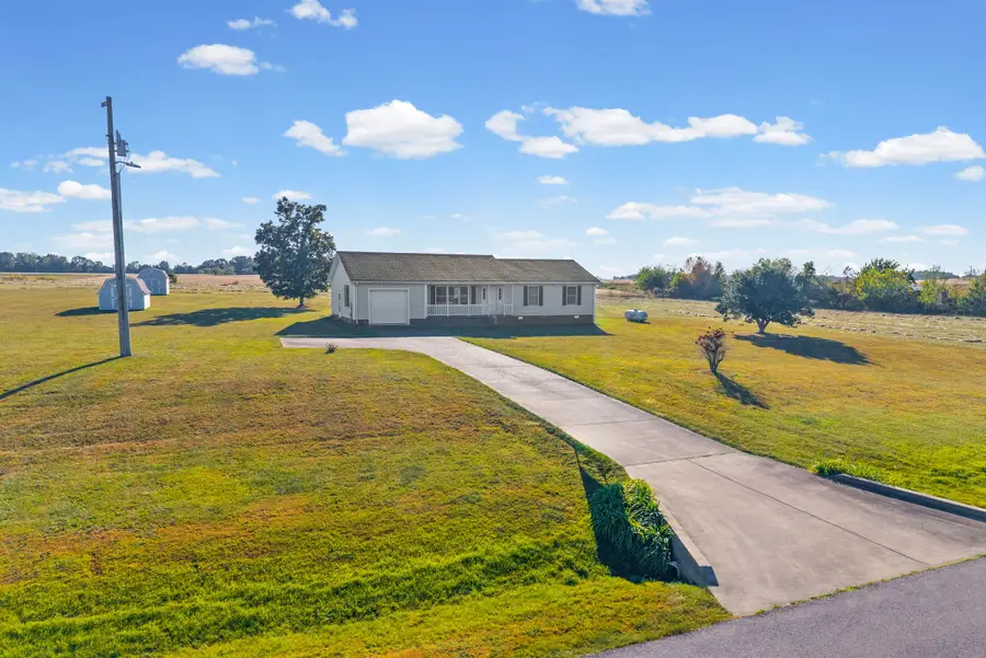 871 Old Princeton Road, Hopkinsville, KY 42240 - #2