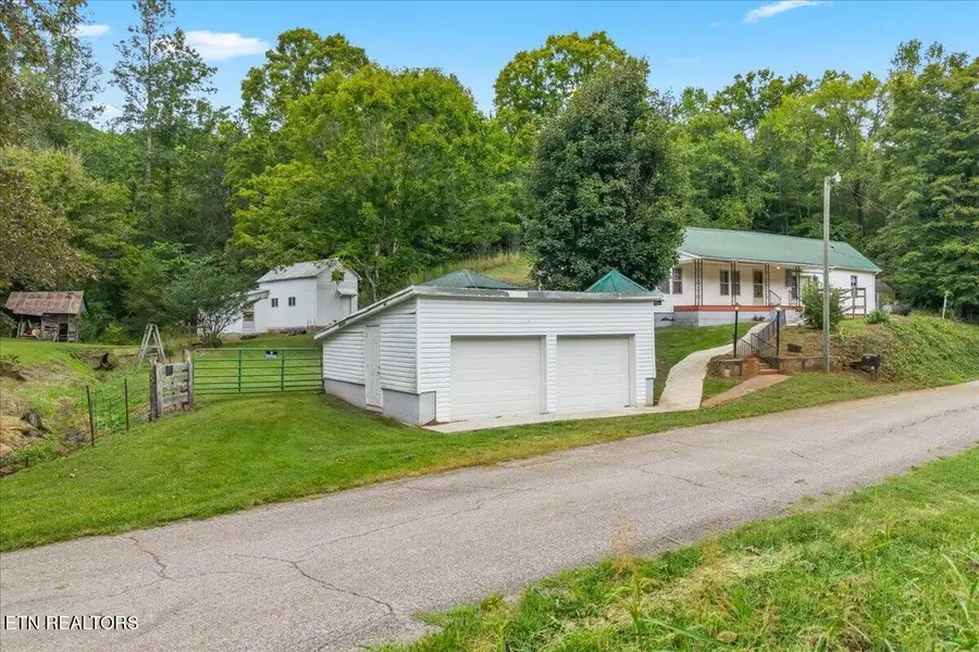 1352 Wilson Station Rd, Englewood, TN 37329 - #3